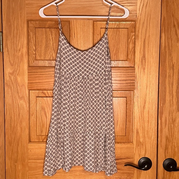 Become Babydoll Tiered Swing Dress - Size Medium - Picture 2 of 4